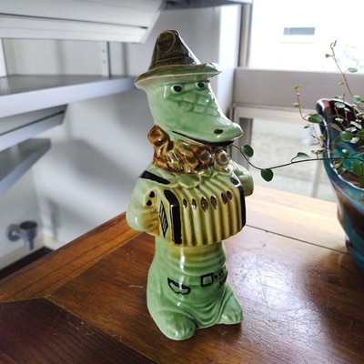 Gena Krokodil Cheburashka Akkordeon Keramik Figur Osteuropa Vintage