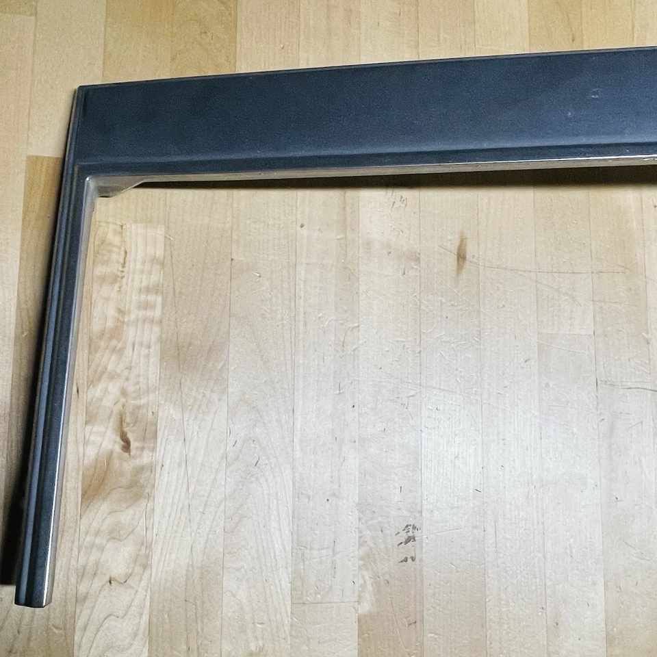 1980 - 1992 凯迪拉克 Deville Brougham RWD 烤架格栅装饰边框成型 1617011 — 第 2/4 张图片