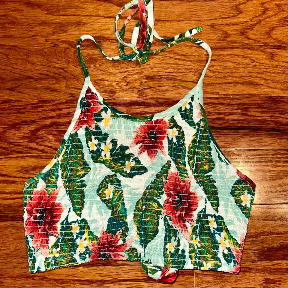 Wildflower x Element Eden Floral Tropical Crop Halter Top Size Medium - Image 2 of 4