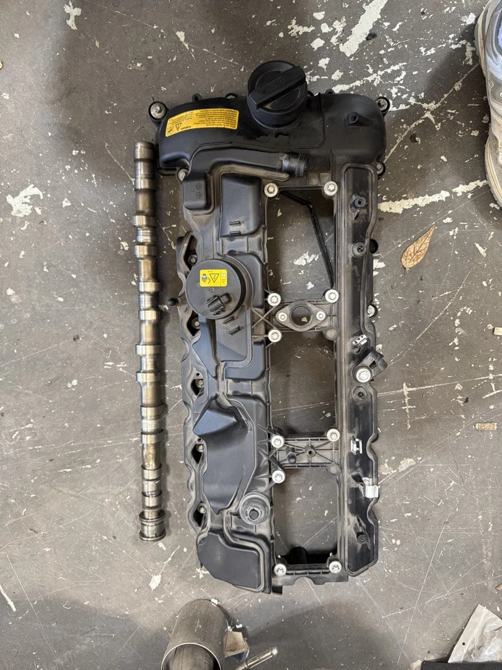✅ Cubierta de válvula de culata del motor 15-20 OEM BMW F80 F82 F83 F87 M2 M3 M4 S55 Foto 2 de 2