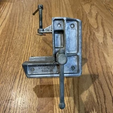 Vintage Columbian No. 1655 Carpenter's Corner Bench Vise, Cleveland Ohio