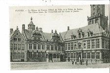CPA carte postale-Belgique Furnes La maison du Faucon Hôtel de Ville 