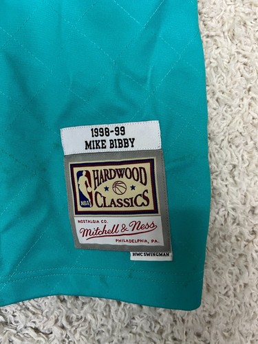 Mitchell & Ness Vancouver Grizzlies 75th Anniversary Bibby Holographic Jersey - Picture 2 of 13