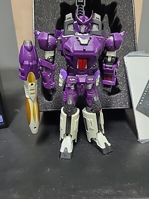 Unique Toys UT-g01 Maniaking マニアキング Unique Toys MANIA KING - YouTube