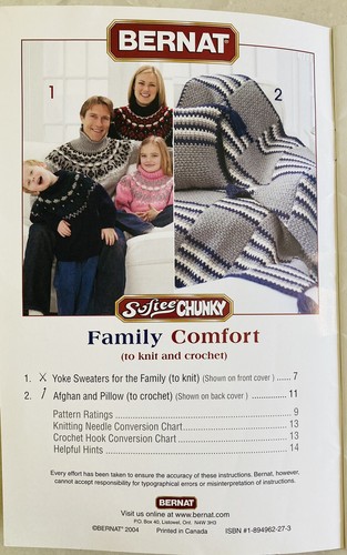 Bernat Pattern Booklet 542007 FAMILY COMFORT Knit & Crochet Softee Chunky 2004 - Picture 2 of 3