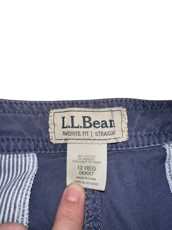 L.L. Beans Womens Favorite Fit Straight Cargo Shorts Sz 12 Muted Blue
