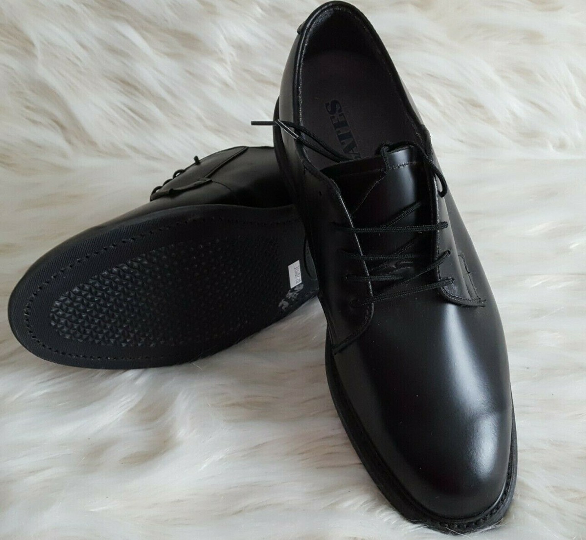 Bates Vibram size 10 D oxfords and/or work shoes oil resistant really nice! Bates Men main image 2