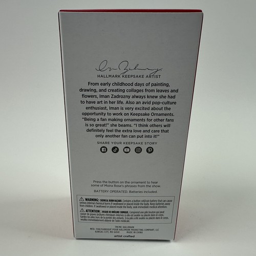 2024 Hallmark Schitts Creek Moira Rose recuerdo adorno con sonido nuevo en caja - Imagen 4 de 6
