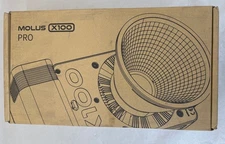 Zhiyun MOLUS X100 Pro Bi-Color Pocket COB Monolight (C040018AM1) PL105