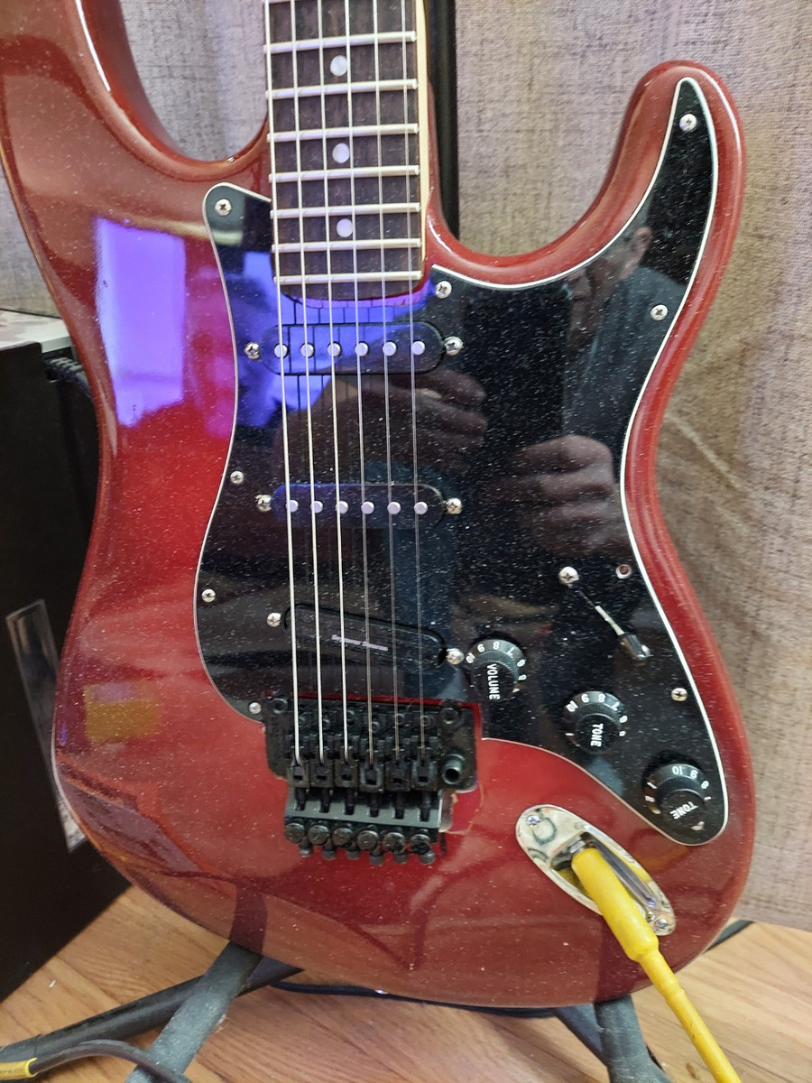 Fender American Vintage Stratocaster Electric Guitar for Fender American Vintage Stratocaster Electric Guitar for