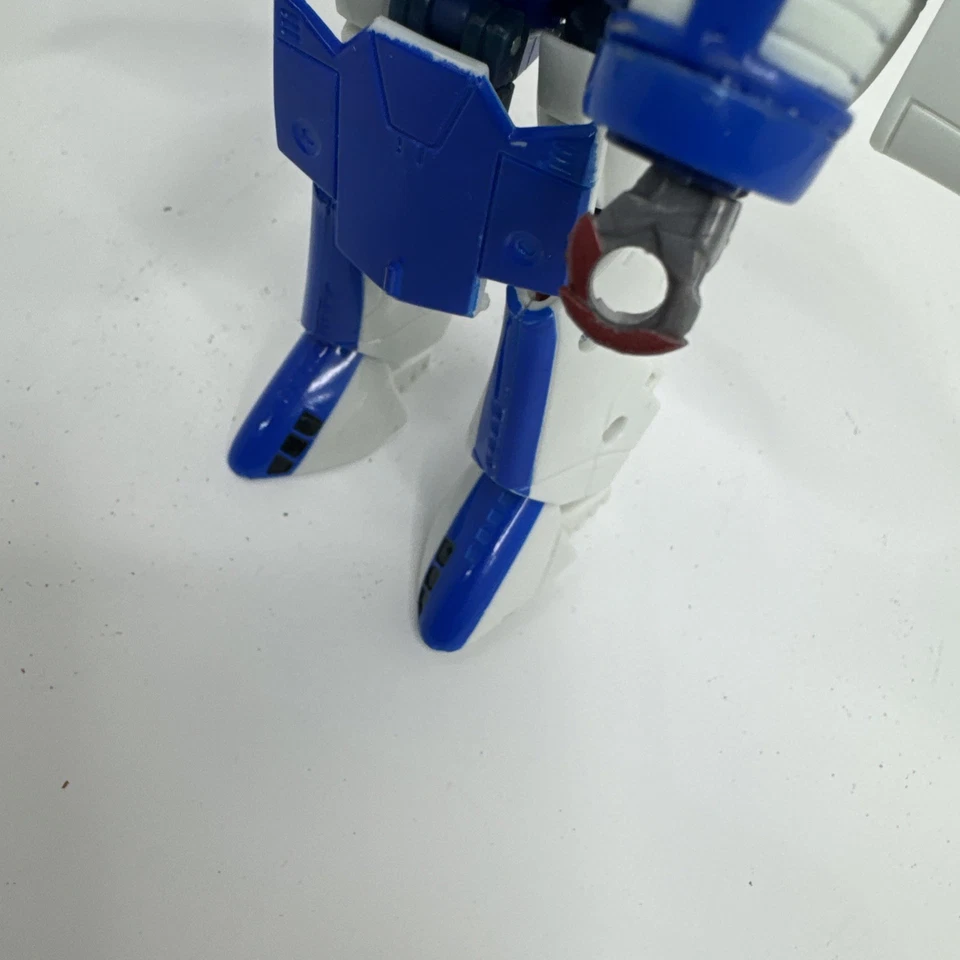 Transformers SCOURGE Jet Plane Recon Generations Incomplete - Image 4 of 4