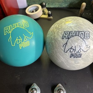 2 BALL auction!! Brunswick Rhino Teal Vintage & Ivory Rhino 15 lb NIB