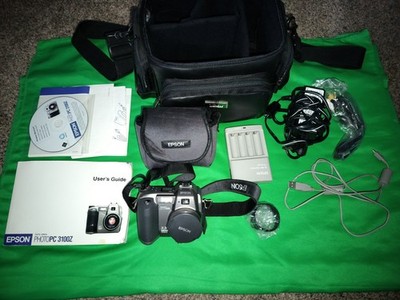 Epson PhotoPC 3100Z Digital Camera (Entire Kit)