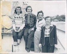 1950 Photo Julie Pyle Waterbury CT Robert Schmeck Shipman Transportation 7x9