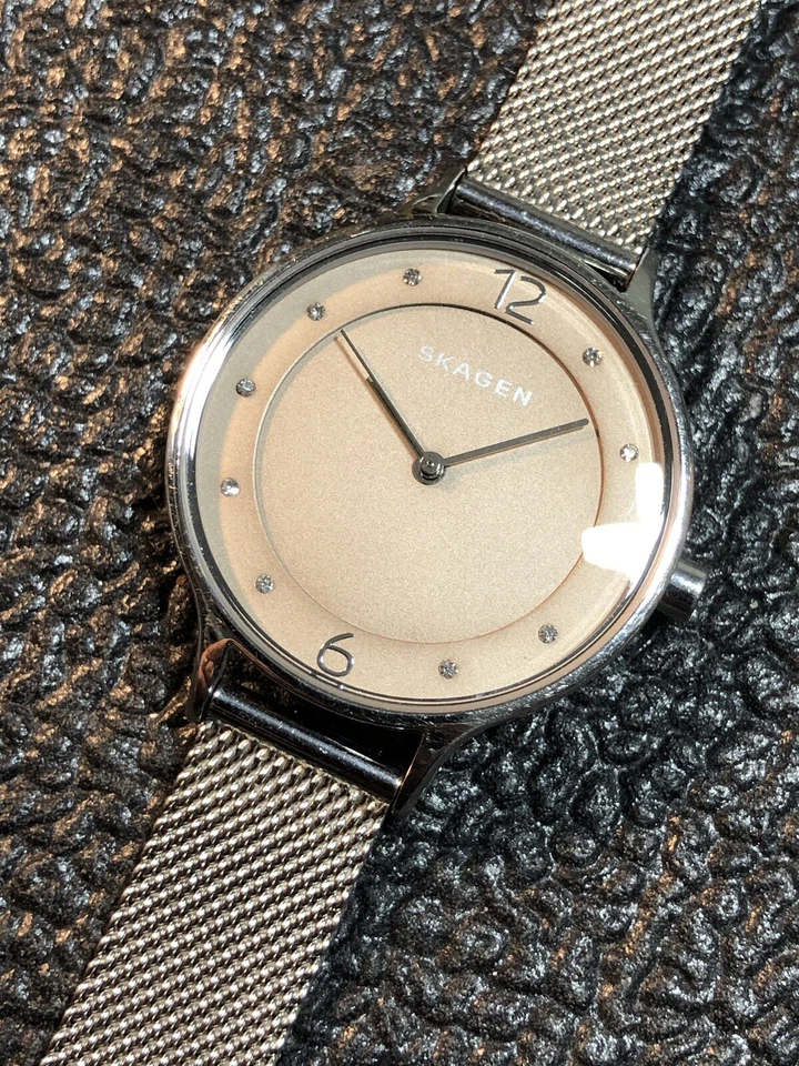 Женские часы SKAGEN Anita серебристые нержавеющая сталь SKW2649 бежевый циферблат с драгоценными камнями - Изображение 4 из 4