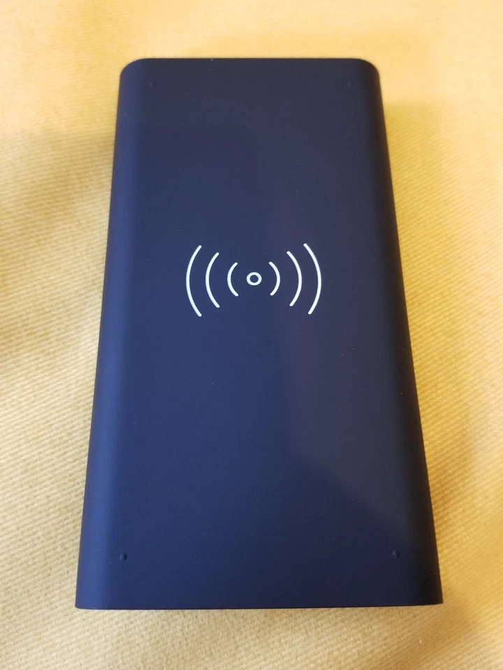 Cargador Inalámbrico Qi 10000mAh Banco de Alimentación Estuche (Batería no incluida) Foto 4 de 4