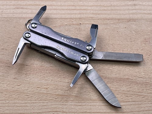 Leatherman Squirt P4 Gray Multi-tool Knife - Retired - Picture 6 of 17
