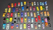 Mixed brands toy cars lot 68