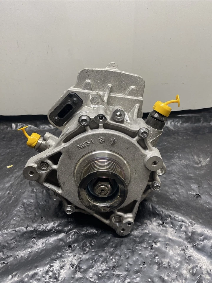 2022+ Jeep Grand Cherokee 2,0 L motor eléctrico alternador generador original OEM Foto 4 de 4