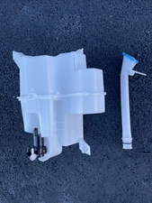 Washer Reservoir Windshield  Tank  fit for Nissan Rogue 2017 2018 2019 2020
