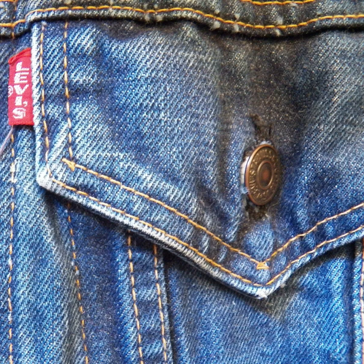 Genuine 70s Levis Denim Big E Type III 70505 0217 Trucker Jacket 38 526 Buttons