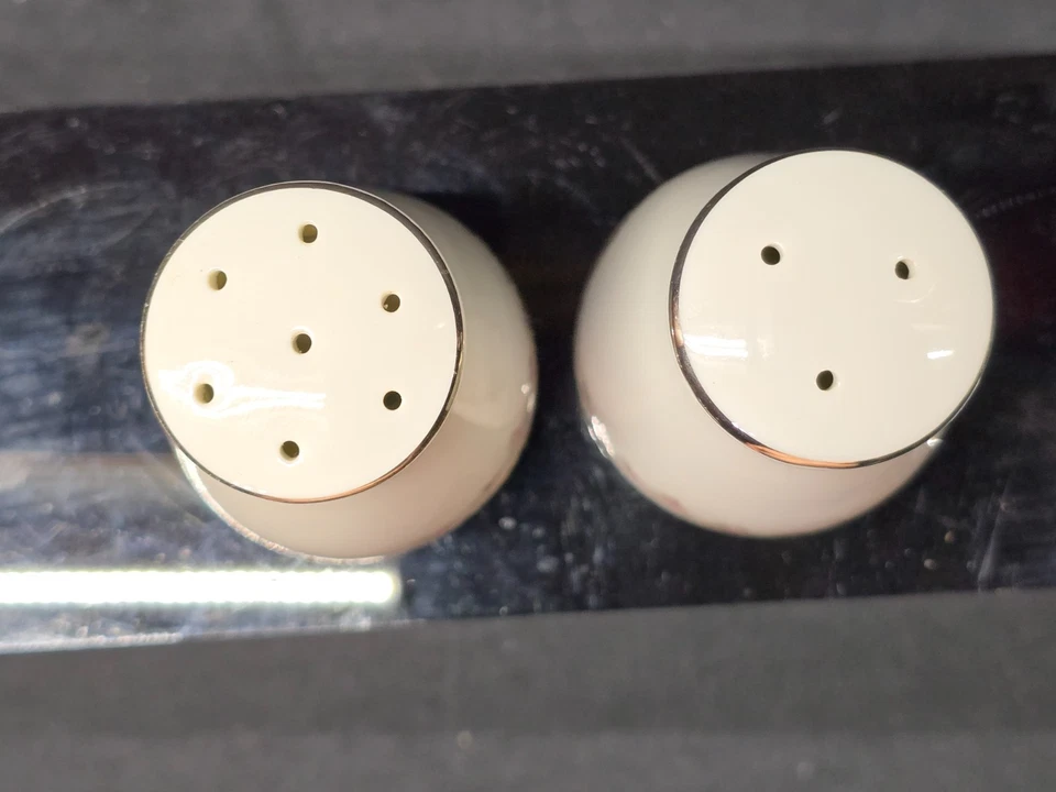 Vintage NORITAKE 3.25" Salt & Pepper Shaker Set ROSEPOINT Floral Platinum Trim - Image 3 of 4