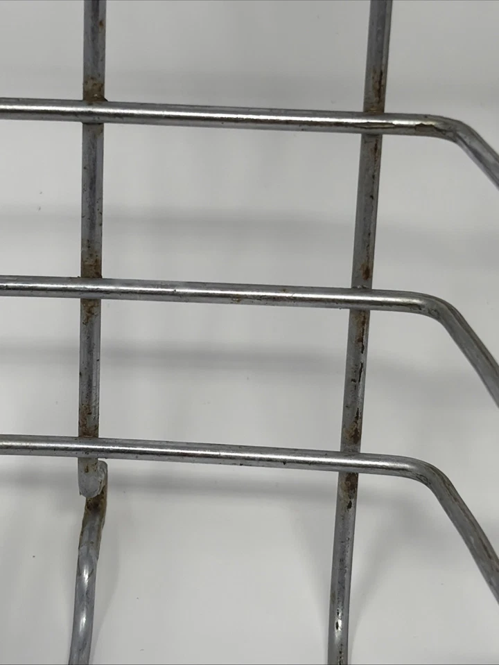 Estante para platos de metal de acero inoxidable 17,5”x 14” leer descripción Foto 3 de 4