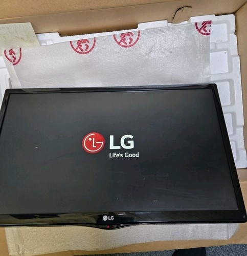 TV LG 22 pulgadas 19 voltios 22TK410V-55 CM / 22 USO RARO - Imagen 4 de 10