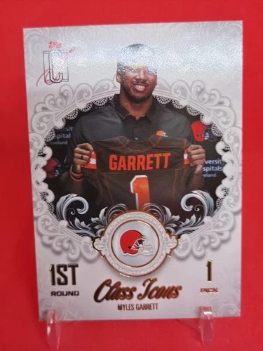 2025 Topps Signature Myles Garrett Base (RAW)