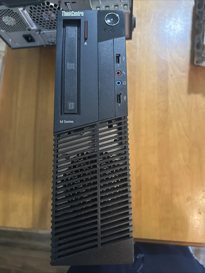 Настольный компьютер Lenovo ThinkCentre M91p Intel Core i7-2600 @ 3,40 ГГц 8 ГБ RAM без жесткого диска - Изображение 2 из 4