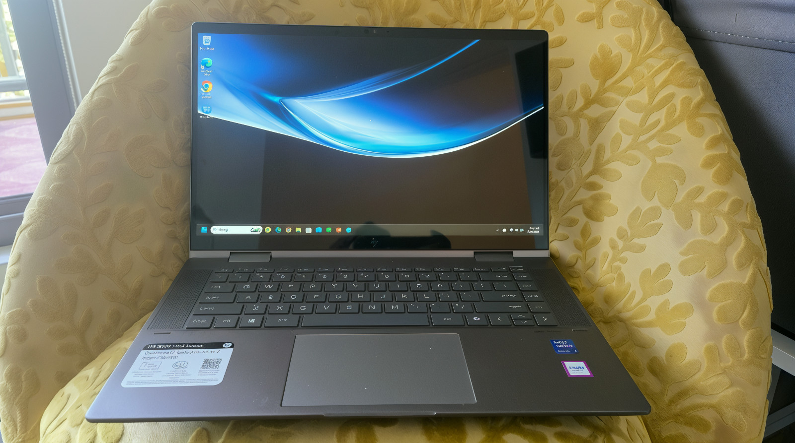 HP Envy x360 Ultra 7 2-in-1 Laptop