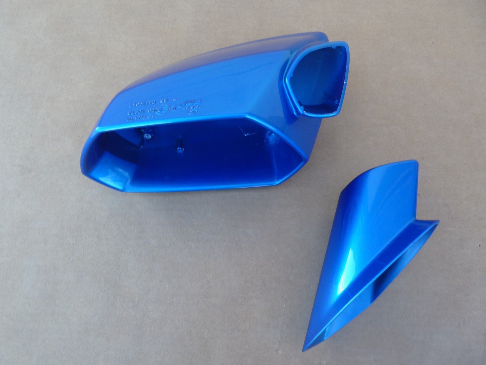 Lamborghini Huracan Right Door Side View Mirror Covers Passengers Blue OEM