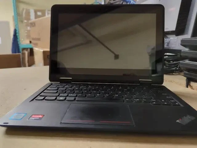 lenovo thinkpad yoga 11e 3rd gen - Image 2 of 3