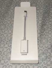 Apple MD821AM/A Lightning to USB Camera Adapter