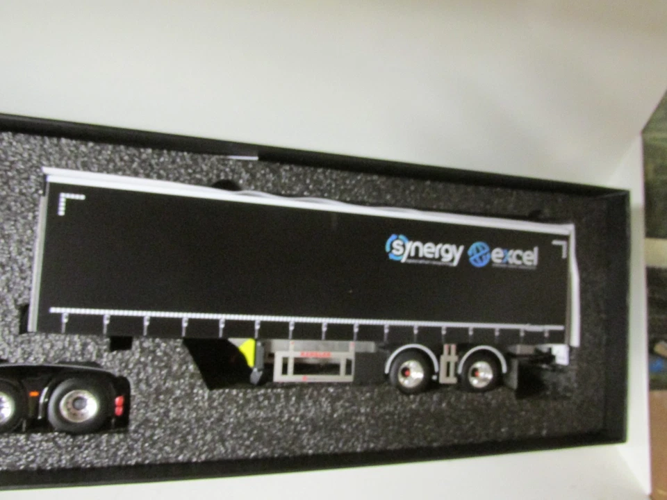 WSI SCANIA 770S + C/SIDE TRAILER - SYNERGY EXCEL - LTD EDITION - 1:50. - Image 3 of 4