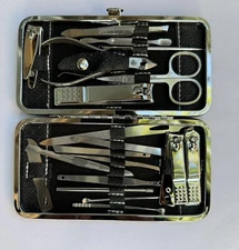  Manicure Set With 19 Pieces Nail Tools For Beauty Care, For Home Use NEW