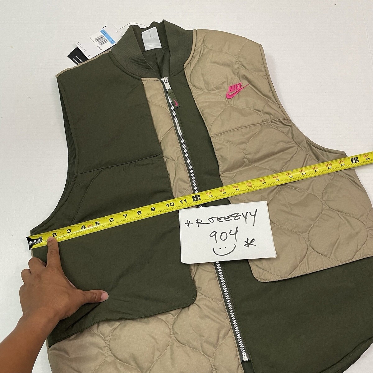 NIKE / ナイキNSW ESSNTL LIGHT QUILTED VEST NIKE / ナイキ WOMENS NSW ESSNTL LIGHT QUILTED VEST OVER SIZE