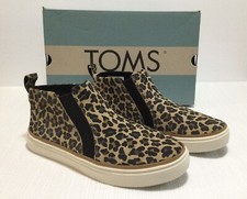 New TOMS Size 7.5 Bryce Mid Top Suede Sneakers Tan Animal Print Leopard Cheetah