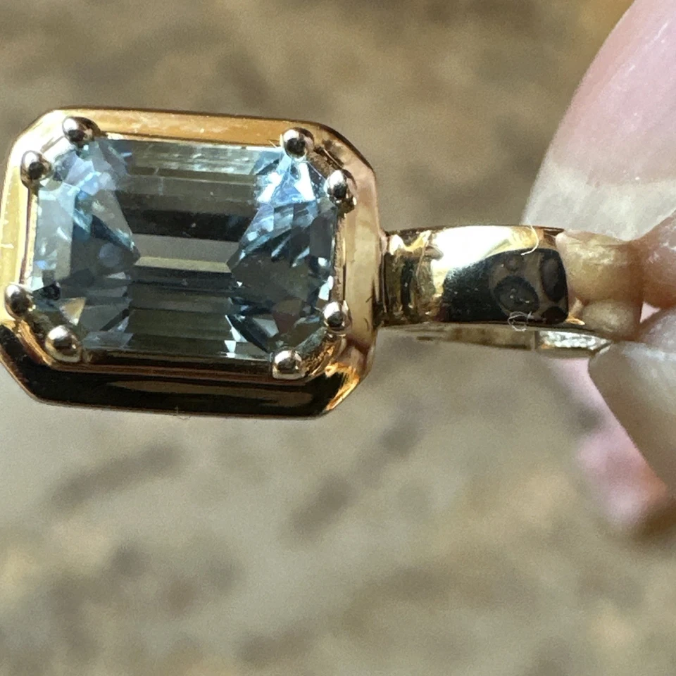 Anhänger Gg375, SANTA MARIA AQUAMARIN, 16,5x7,5, Öse 4,5x3,5mm, 0,8 Karat