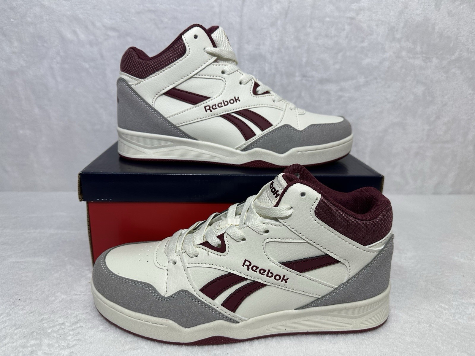 Reebok BB4900 Boys Mid Top Sneakers White Red Grey Size 4