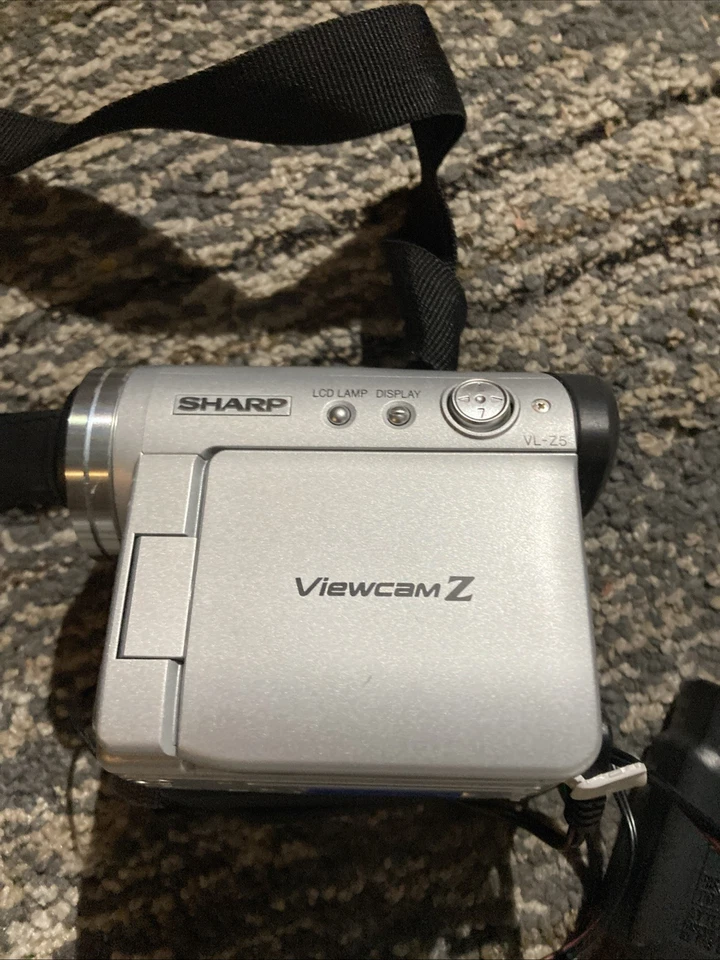 Sharp Viewcam VL-Z5U Mini DV Camcorder Tested Working With Carrying Bag w Remote - Image 2 of 4