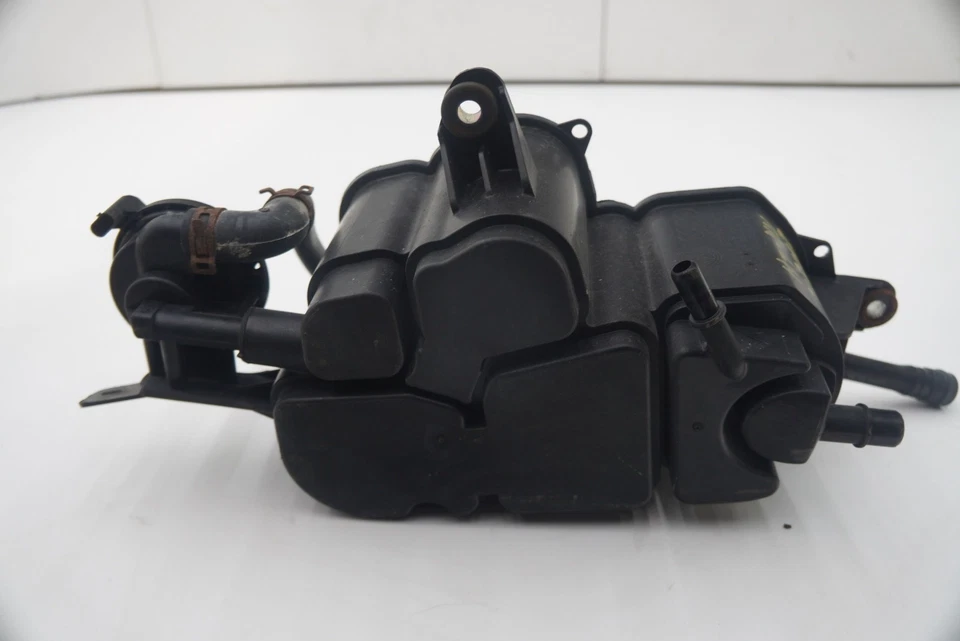 Evaporador de bote de carbón de vapor de combustible 4G0201801D OEM Audi S6 S7 A6 A7 2016-18 Foto 3 de 4