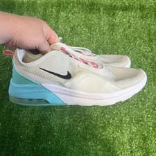 Nike Air Max Motion 2 South Beach Women's Sneakers Shoes Womens Size 11
