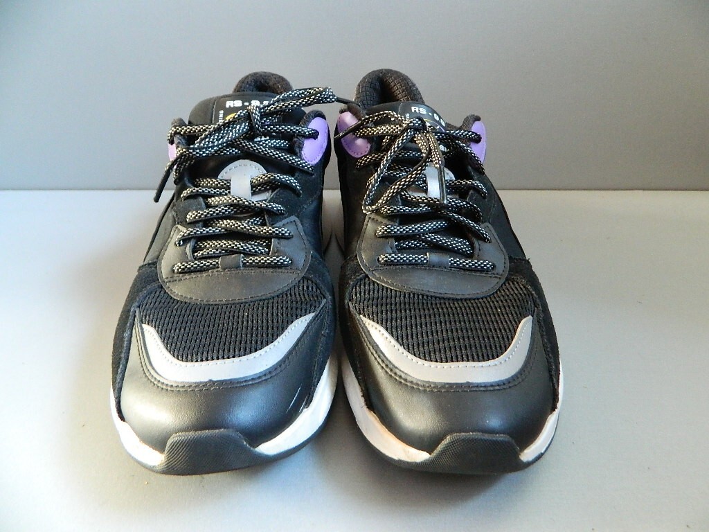 Picture 3 of 12