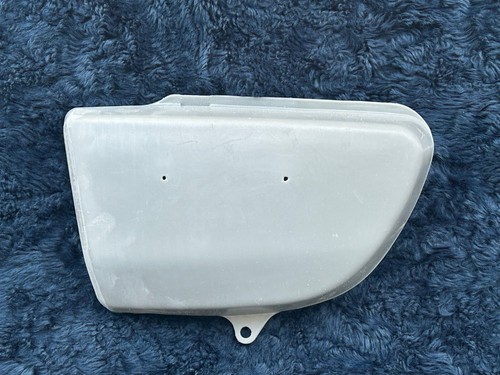 Suzuki GT750 L M A B Seitenverkleidung links (47211-31200)