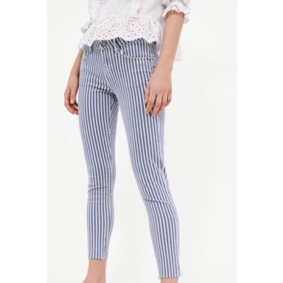 Zara Basic Z1975 Denim Cropped Striped Stretch Pants Size 10 Blue White Raw Hem