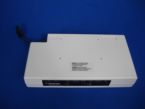 Fuente de alimentación de CA Medtronic para fisiocontrol Lifepak 12 VLP12 - Imagen 3 de 10