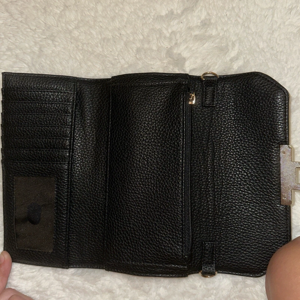 Bolso de hombro grande con billetera a juego Foto 2 de 4