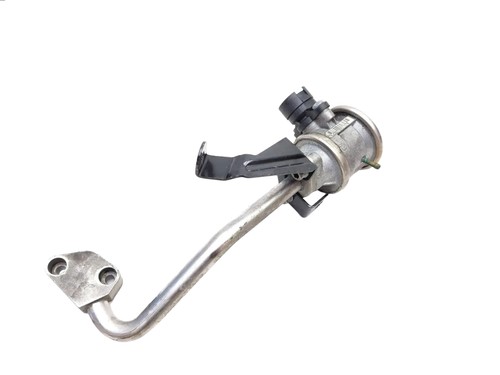 VW Bora Golf Audi TT A3 Seat Leon Toledo Skoda Octavia AGR Ventil 06A131102A