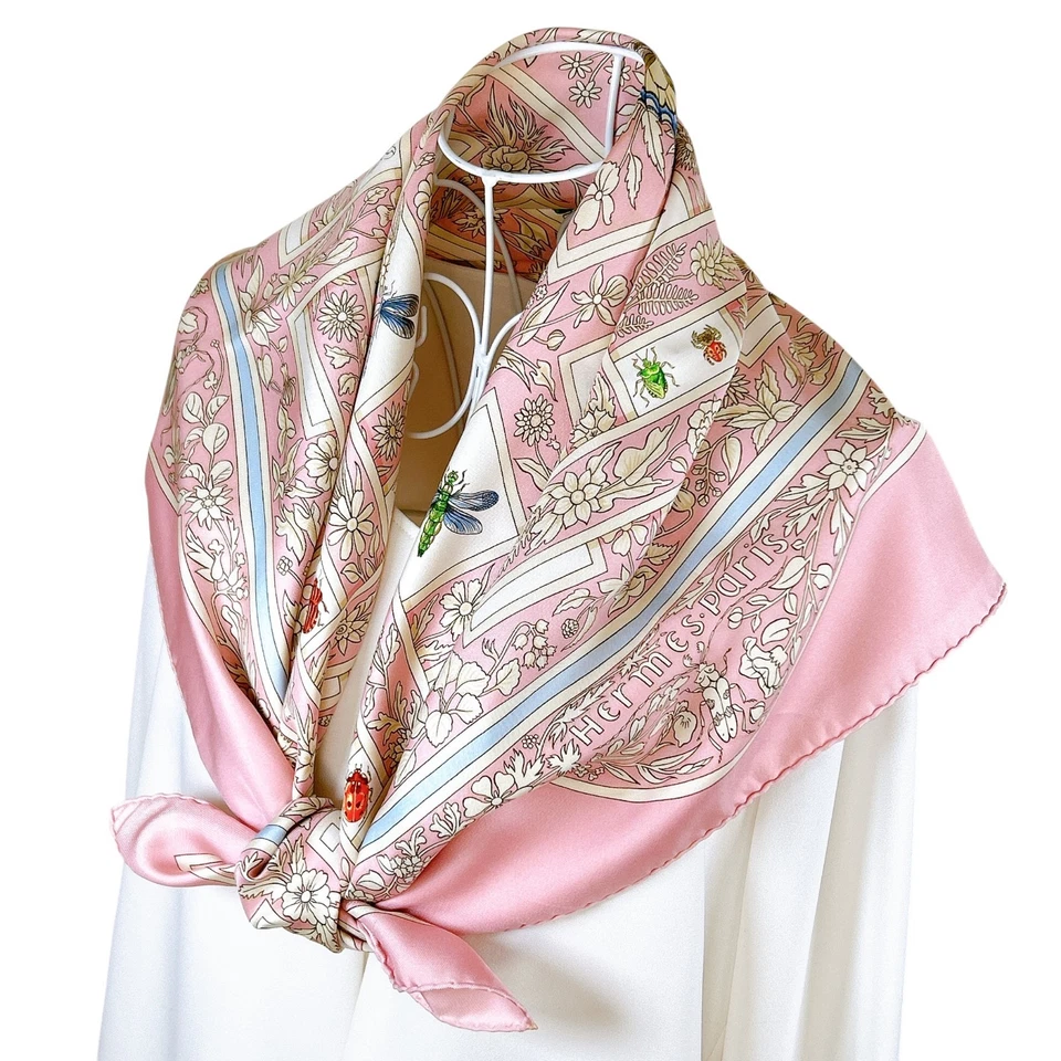 Vtg HERMES Carre 90 Silk Scarf "Joyaux de L'ete" by A. de Jacquelot Pink Used - Image 3 of 4